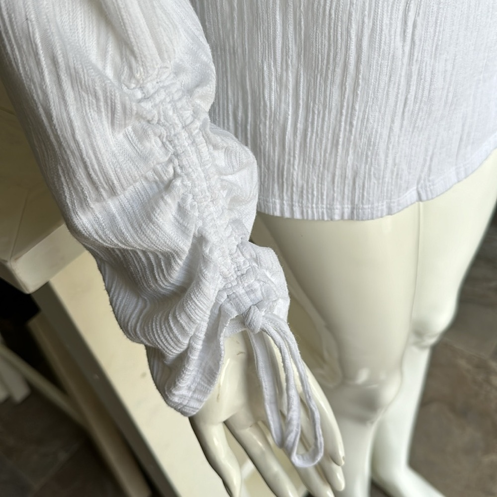 Lucky brand,  Los Angeles Sz Lg long sleeve empire drawstring sleeve white - Picture 3 of 10